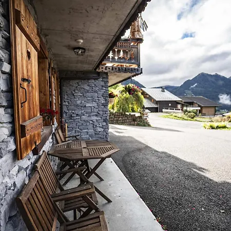 Avec Terrasse, 4 Pers, Animaux Admis, Parking - Fr-1-676-189 *