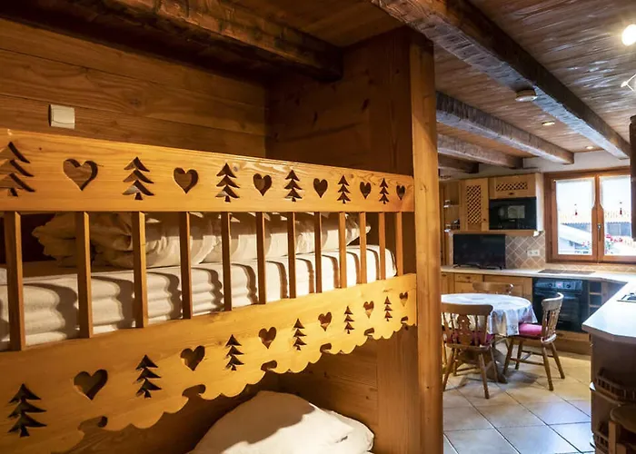 Avec Terrasse, 4 Pers, Animaux Admis, Parking - Fr-1-676-189